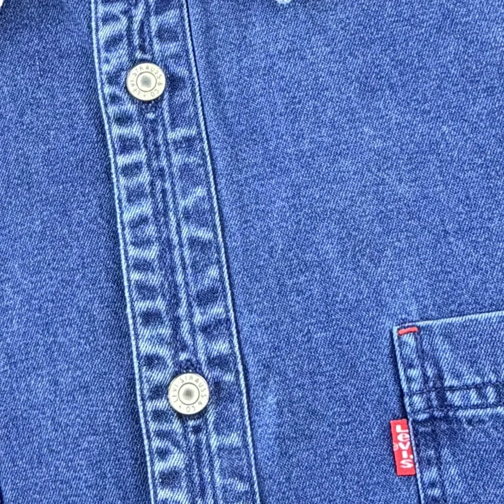 Levi's Red Tab Denim Shirt Men LARGE Blue Cotton Metal Buttons Heavy Vintage 90s